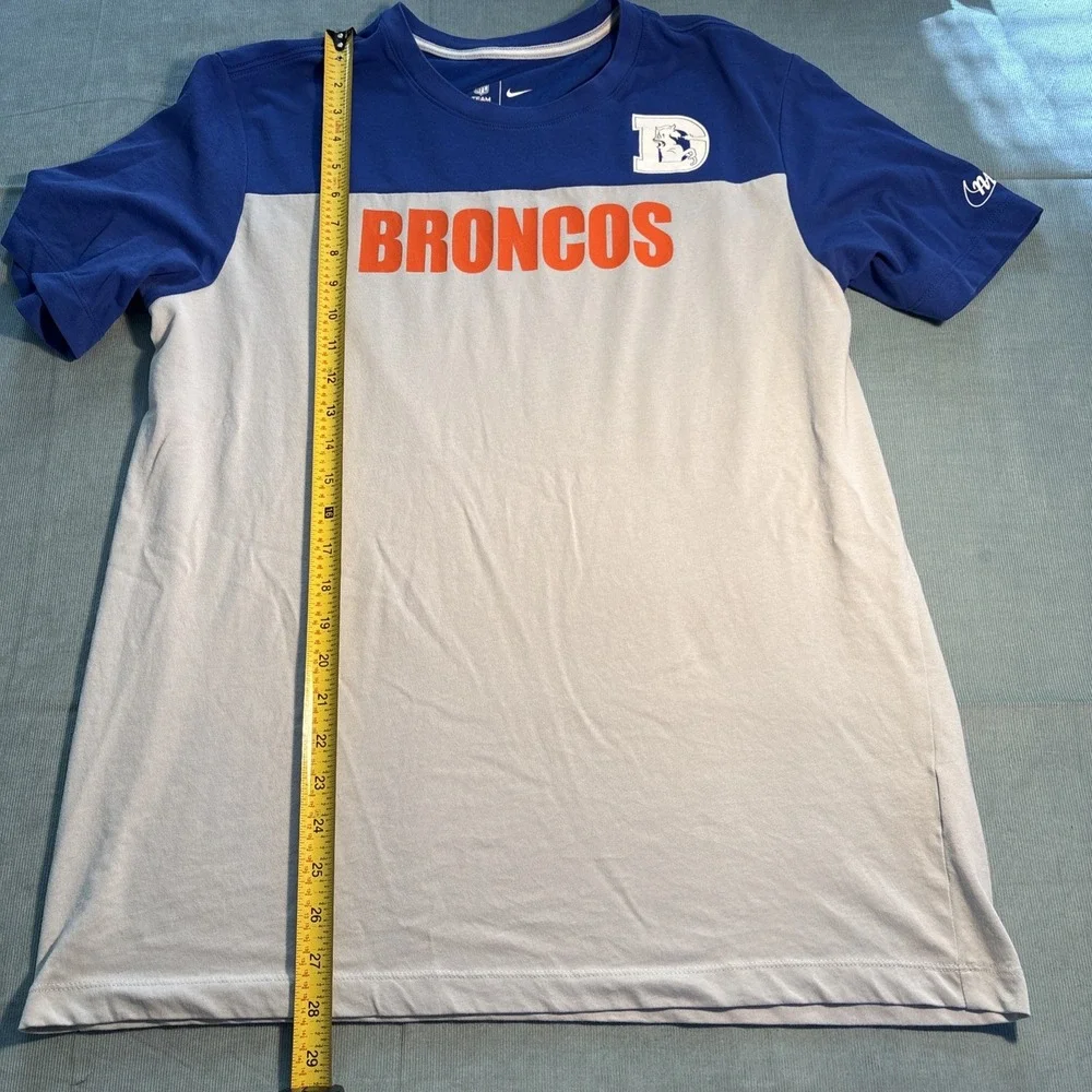 Nike NFL Denver Broncos Mens Large Blue Grey Colorblock T-Shirt Logo Tee